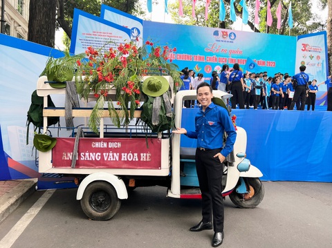 Một thời Đoàn viên sôi nổi: 'Tháng 3 về sẽ luôn có những cảm xúc rất đặc biệt'- Ảnh 3. TS Huỳnh Trung Phong chia sẻ rằng môi trường đoàn thể, với những hoạt động vô cùng phong phú, ý nghĩa và bổ ích đã giúp anh trưởng thành rất nhiều - Ảnh: NVCC