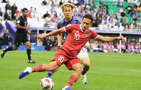 'Ngôi sao' tuyển Indonesia: Tất cả cầu thủ đều muốn thắng Việt Nam- Ảnh 1. Egy Maulana Vikri (áo đỏ) muốn giành chiến thắng trước Việt Nam - Ảnh: GETTY