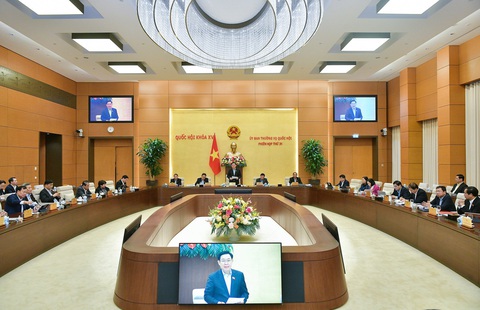Uỷ ban Thường vụ Quốc dành 1 ngày để tổ chức chất vấn và trả lời chất vấn - Ảnh: Uỷ ban Thường vụ Quốc dành 1 ngày để tổ chức chất vấn và trả lời chất vấn Một phiên họp của Uỷ ban Thường vụ Quốc hội