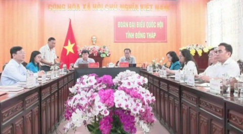 Bộ trưởng Hồ Đức Phớc trả lời chất vấn: Giải pháp giảm giá vàng, USD?- Ảnh 18. Đại biểu Phạm Văn Hòa - Đoàn đại biểu Quốc hội tỉnh Đồng Tháp
