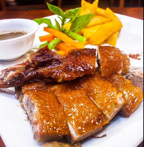 Michelin Guide gợi ý không cần tốn quá nhiều tiền, vẫn ăn ngon ở Hà Nội- Ảnh 6. Michelin Guide gọi Don Duk là
