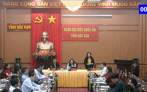 Đại biểu Nguyễn Thị Huế - Đoàn ĐBQH tỉnh Bắc Kạn Đại biểu Nguyễn Thị Huế - Đoàn đại biểu Quốc hội tỉnh Bắc Kạn