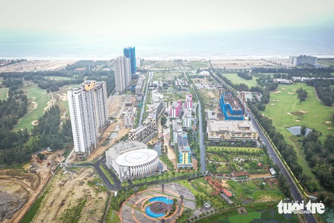 Cocobay Đà Nẵng đơn phương chấm dứt hợp đồng, khách hàng tiếp tục nhận phần khổ, kiện được không?- Ảnh 1. Toàn cảnh dự án Cocobay Đà Nẵng - Ảnh: TẤN LỰC
