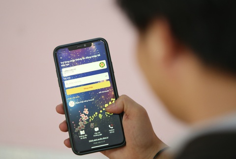 Giao diện chính thống app VNeID của Bộ Công an - Ảnh: M.HÒA Giao diện chính thống app VNeID của Bộ Công an - Ảnh: M.HÒA