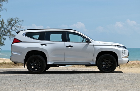 Mitsubishi Pajero Sport 2024 ra mắt: Tập trung nâng cấp động cơ và hệ truyền động- Ảnh 2. Động cơ Mitsubishi Pajero Sport 2024 mượn từ Triton đời mới chỉ chênh nhẹ 3 mã lực nhưng tiết kiệm nhiên liệu hơn gần 15% - Ảnh: Mitsubishi