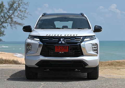 Mitsubishi Pajero Sport 2024 ra mắt: Tập trung nâng cấp động cơ và hệ truyền động- Ảnh 9. Mitsubishi Pajero Sport 2024 ra mắt: Tập trung nâng cấp động cơ và hệ truyền động- Ảnh 9.