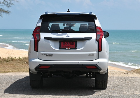 Mitsubishi Pajero Sport 2024 ra mắt: Tập trung nâng cấp động cơ và hệ truyền động- Ảnh 10. Mitsubishi Pajero Sport 2024 ra mắt: Tập trung nâng cấp động cơ và hệ truyền động- Ảnh 10.