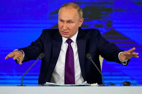 Vừa thắng cử xong, ông Putin cảnh báo Thế chiến 3- Ảnh 1. Tổng thống Nga Vladimir Putin - Ảnh chụp màn hình Politico