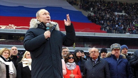 Ông Putin tuyên thệ nhậm chức tổng thống Nga năm 2000 và giữ vị trí này tới năm 2008. Từ năm 2008 - 2012, ông làm thủ tướng Nga. Sau đó, ông tiếp tục làm tổng thống Nga từ năm 2012 đến nay - Ảnh: AFP Ông Putin tuyên thệ nhậm chức tổng thống Nga năm 2000 và giữ vị trí này tới năm 2008. Từ năm 2008 - 2012, ông làm thủ tướng Nga. Sau đó, ông tiếp tục làm tổng thống Nga từ năm 2012 đến nay - Ảnh: AFP