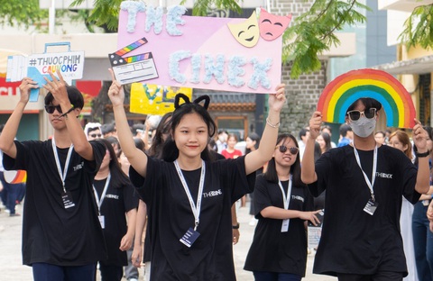 Sẽ tách Trường chuyên Trần Đại Nghĩa thành hai trường- Ảnh 1. Học sinh Trường chuyên Trần Đại Nghĩa trong một hoạt động ngoại khóa - Ảnh: Nhà trường cung cấp
