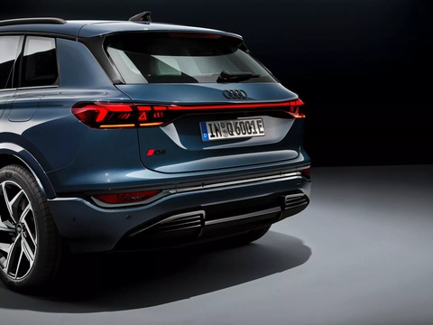 Audi Q6 e-tron 2025 ra mắt: Chủ lực xe điện tầm trung mới- Ảnh 10. Audi Q6 e-tron 2025 ra mắt: Chủ lực xe điện tầm trung mới- Ảnh 10.