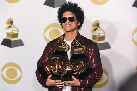 Tưởng nợ đến 50 triệu USD, Bruno Mars bỗng được sòng bạc giải oan- Ảnh 6. Thành công vang dội trong sự nghiệp nhưng Bruno Mars cũng là người