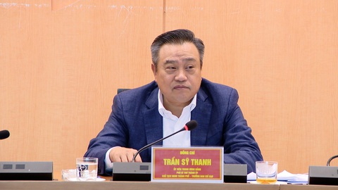 Chủ tịch Hà Nội: Hoàn thiện hồ sơ lên quận với huyện Đông Anh và Gia Lâm là nhiệm vụ ưu tiên- Ảnh 1. Chủ tịch UBND TP Hà Nội Trần Sỹ Thanh chủ trì phiên họp chiều 19-3 - Ảnh: UBND TP Hà Nội