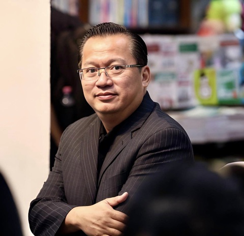 Chủ tịch Saigon Books: Tuổi đôi mươi đừng ngại lối đi khác biệt - Ảnh 1. Ông Nguyễn Tuấn Quỳnh - Ảnh: Facebook nhân vật