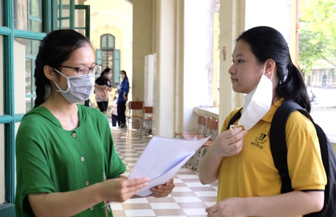 Học sinh Hà Nội dự kỳ thi tuyển sinh lớp 10 năm học 2023-2024 - Ảnh: NGUYÊN BẢO Học sinh Hà Nội dự kỳ thi tuyển sinh lớp 10 năm học 2023-2024 - Ảnh: NGUYÊN BẢO