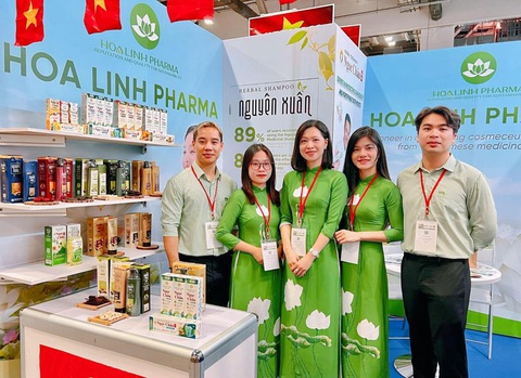 Dược phẩm Hoa Linh quảng bá thương hiệu tại triển lãm Beauty Asia 2024- Ảnh 2. Dược phẩm Hoa Linh quảng bá thương hiệu tại triển lãm Beauty Asia 2024- Ảnh 2.