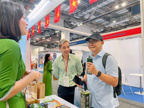 Dược phẩm Hoa Linh quảng bá thương hiệu tại triển lãm Beauty Asia 2024- Ảnh 3. Dược phẩm Hoa Linh quảng bá thương hiệu tại triển lãm Beauty Asia 2024- Ảnh 3.