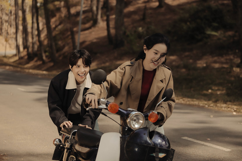 Vũ Cát Tường ra mắt ca khúc 'bao lụy', chưa kịp tung MV đã thành hit- Ảnh 2. Vũ Cát Tường ra mắt ca khúc 'bao lụy', chưa kịp tung MV đã thành hit- Ảnh 2.