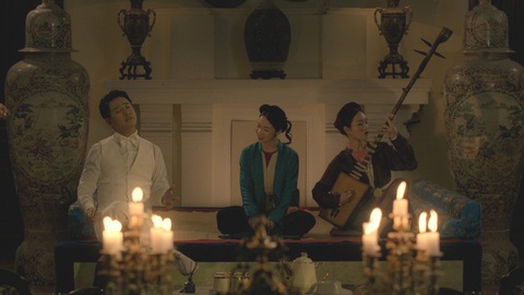 Đào, phở và piano Phim Đào, phở và piano (biên kịch và đạo diễn Phi Tiến Sơn) thực hiện bởi Công ty cổ phần Phim truyện I theo đơn đặt hàng từ Nhà nước - Ảnh: ĐPCC