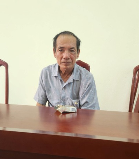 Anh em ruột cầm lựu đạn đi cướp, trốn truy nã 42 năm vừa bị bắt- Ảnh 3. Nguyễn Hùng Cảnh gây án năm 20 tuổi, nay đã trở thành ông già 62 tuổi - Ảnh: T.B.