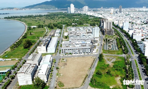 Còn vướng mắc gì khi thực hiện bản án liên quan Phan Văn Anh Vũ?- Ảnh 1. Khu đô thị quốc tế Đa Phước gặp vướng khi thi hành án - Ảnh: ĐOÀN CƯỜNG