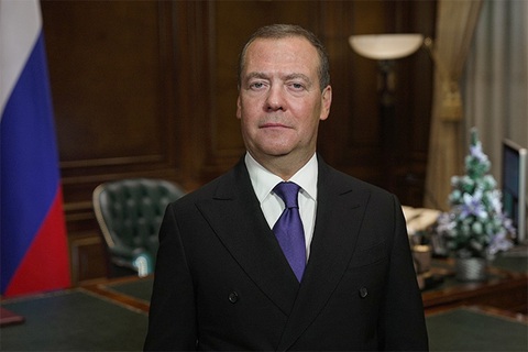 Ông Medvedev nói Nga sẽ 'tiêu diệt' nếu Pháp điều binh đến Ukraine- Ảnh 1. Phó chủ tịch Hội đồng An ninh Liên bang Nga Dmitry Medvedev - Ảnh: INTERFAX