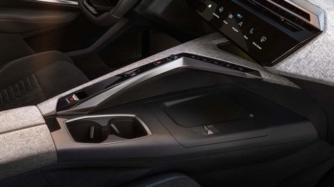 Peugeot E-5008 ra mắt: Sạc mỗi lần đi xa nhất 660km, sạc 10 phút đi 100km- Ảnh 17. Peugeot E-5008 ra mắt: Sạc mỗi lần đi xa nhất 660km, sạc 10 phút đi 100km- Ảnh 17.