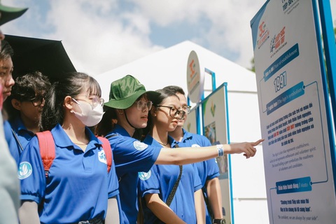 Thi tài viết ý tưởng, dự án tình nguyện hỗ trợ cộng đồng- Ảnh 1. Cuộc thi 'Ý tưởng, dự án tình nguyện' năm 2024 do Thành Đoàn TP.HCM phát động - Ảnh: THÀNH ĐOÀN