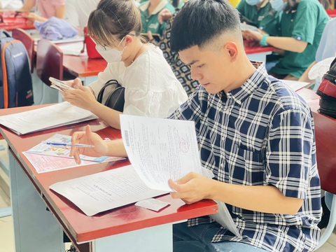 Đóng học phí trễ bị trừ điểm rèn luyện, có kỳ quặc không?- Ảnh 1. Sinh viên Trường ĐH Y Dược TP.HCM - Ảnh: CTV