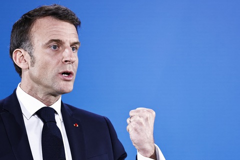 Tổng thống Pháp Emmanuel Macron phát biểu tại họp báo sau hội nghị thượng đỉnh EU ngày 22-3 - Ảnh: AFP Tổng thống Pháp Emmanuel Macron phát biểu tại họp báo sau hội nghị thượng đỉnh EU ngày 22-3 - Ảnh: AFP