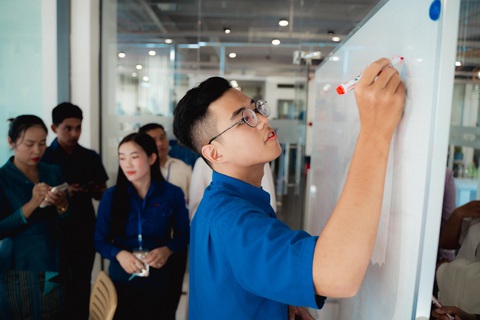 Diễn đàn Khi người trẻ sẵn sàng ngày 22-3-2024 - Ảnh: THANH HIỆP Nhiều đại biểu cho rằng người trẻ cần thúc đẩy hoạt động tình nguyện và tạo bứt phá để giải quyết những thách thức toàn cầu hiện nay - Ảnh: THANH HIỆP