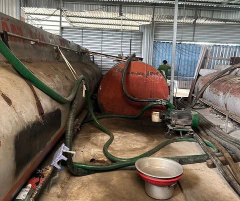 Bắt giám đốc Công ty Saigon Transco móc nối cán bộ hải quan buôn lậu dầu- Ảnh 3. Khu vực chứa dầu bí mật