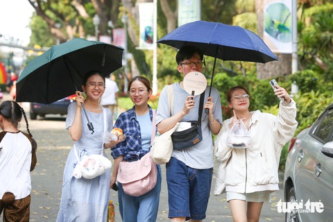 Thảo cầm viên Sài Gòn kỷ niệm tròn 160 tuổi- Ảnh 7. Thảo cầm viên Sài Gòn là một miền ký ức với bao thế hệ người dân thành phố