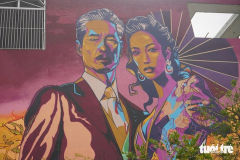 Vẽ graffiti lên tường nhà dân: Quận Ngũ Hành Sơn sẽ mời cơ quan chuyên môn thẩm định tranh- Ảnh 6. Một trong số những bức tranh mà nhóm họa sĩ vẽ - Ảnh: ĐOÀN NHẠN