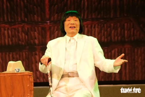 Nghệ sĩ Minh Vương (vai Minh) trong vở Tô Ánh Nguyệt - Ảnh: LINH ĐOAN Nghệ sĩ Minh Vương (vai Minh) trong vở Tô Ánh Nguyệt - Ảnh: LINH ĐOAN