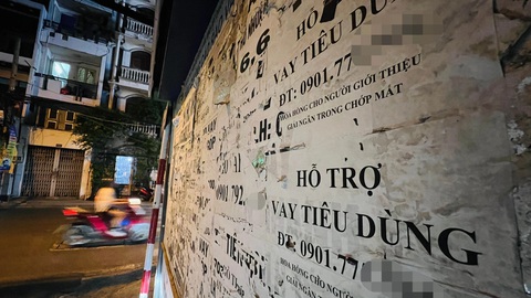 Gượng dậy sau vỡ nợ - Kỳ 4: Túng quẫn và vòng xoáy tín dụng đen- Ảnh 1. Cảnh giác trước lời mời gọi vay nóng giăng bẫy khắp nơi - Ảnh: Y.T.
