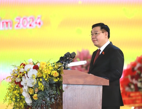 Đắk Nông nhận Huân chương Độc lập hạng nhất- Ảnh 3. Chủ tịch Quốc hội Vương Đình Huệ mong với khát vọng và quyết tâm lớn, với tinh thần