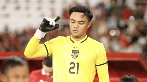 Tuyển Indonesia bổ sung thủ môn đấu Việt Nam- Ảnh 1. Thủ môn Ernando Ari của đội tuyển Indonesia - Ảnh: PSSI