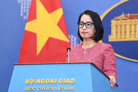 Quan điểm của Việt Nam trước tranh cãi của Trung Quốc, Philippines về yêu sách trên Biển Đông- Ảnh 1. Người phát ngôn Bộ Ngoại giao Phạm Thu Hằng - Ảnh: Bộ Ngoại giao cung cấp