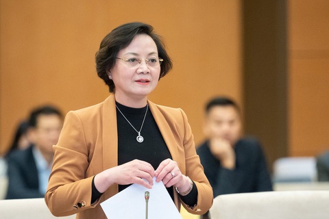 Bộ Nội vụ phản hồi loạt vấn đề 'nóng' khi sáp nhập xã, huyện- Ảnh 1. Bộ trưởng Bộ Nội vụ Phạm Thị Thanh Trà - Ảnh: GIA HÂN