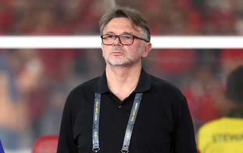 Giới hạn với HLV Philippe Troussier- Ảnh 1. HLV Philippe Troussier - Ảnh: NGUYÊN KHÔI
