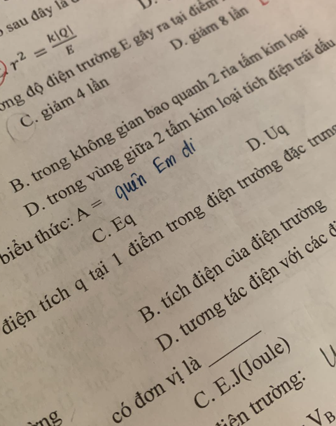Ảnh vui 24-3: Mua ghẹ được thêm cây lau nhà - là lời đúng không?- Ảnh 6. Đúng công thức nhưng sai cách làm.
