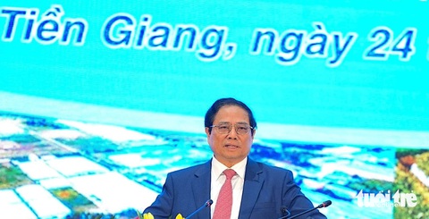 Phấn đấu đưa Tiền Giang cơ bản thành tỉnh công nghiệp vào năm 2030- Ảnh 1. Thủ tướng Chính phủ Phạm Minh Chính phát biểu chỉ đạo tại hội nghị công bố quy hoạch tỉnh Tiền Giang sáng 24-3 - Ảnh: MẬU TRƯỜNG