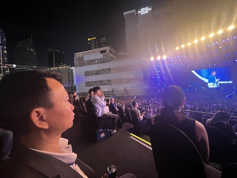 Pepsi kỉ niệm 30 năm có mặt tại Việt Nam- Ảnh 3. Hàng vạn khán giả trẻ háo hức với chương trình. Ảnh: M.H