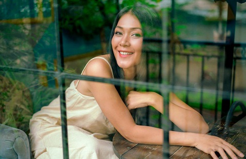 7 'bóng hồng' tài năng trong phần phim mới của Lý Hải- Ảnh 1. Đinh Y Nhung - một trong những mỹ nhân gợi cảm của màn ảnh rộng