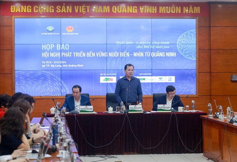 Nuôi biển cần vượt ranh giới, tích hợp du lịch- Ảnh 1. Theo ông Trần Đình Luân, hội nghị giúp mở ra góc nhìn từ tỉnh Quảng Ninh - địa phương dẫn đầu cả nước trong lĩnh vực nuôi biển - Ảnh: C.TUỆ