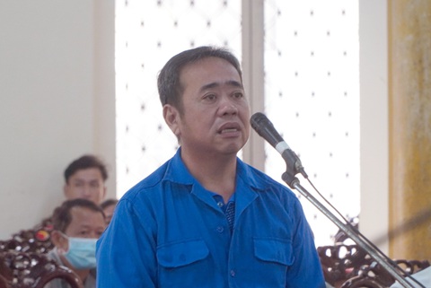'Đại gia' Cường cát lãnh 3 năm tù tội rửa tiền- Ảnh 1. Ngô Phú Cường bị phạt 4,5 tỉ đồng tội trốn thuế, 3 năm tù tội rửa tiền - Ảnh: CHÍ HẠNH