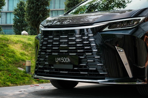 Lexus LM 2024 ra mắt Việt Nam với giá từ 7,29 tỉ đồng- Ảnh 4. Lexus LM 2024 ra mắt Việt Nam với giá từ 7,29 tỉ đồng- Ảnh 4.