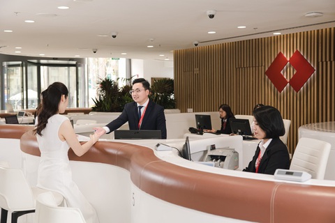 Cổ đông Techcombank được trả cổ tức cả tiền mặt lẫn cổ phiếu- Ảnh 1. Cổ đông Techcombank được trả cổ tức cả tiền mặt lẫn cổ phiếu - Ảnh: TCB