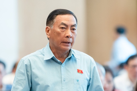 Đại biểu Quốc hội tranh luận sôi nổi về nồng độ cồn- Ảnh 1. Đại biểu Phạm Văn Hòa - Ảnh: GIA HÂN